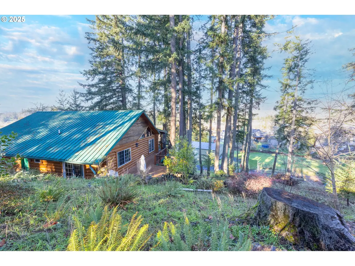 173 Park St, Glide, OR 97443 - #1