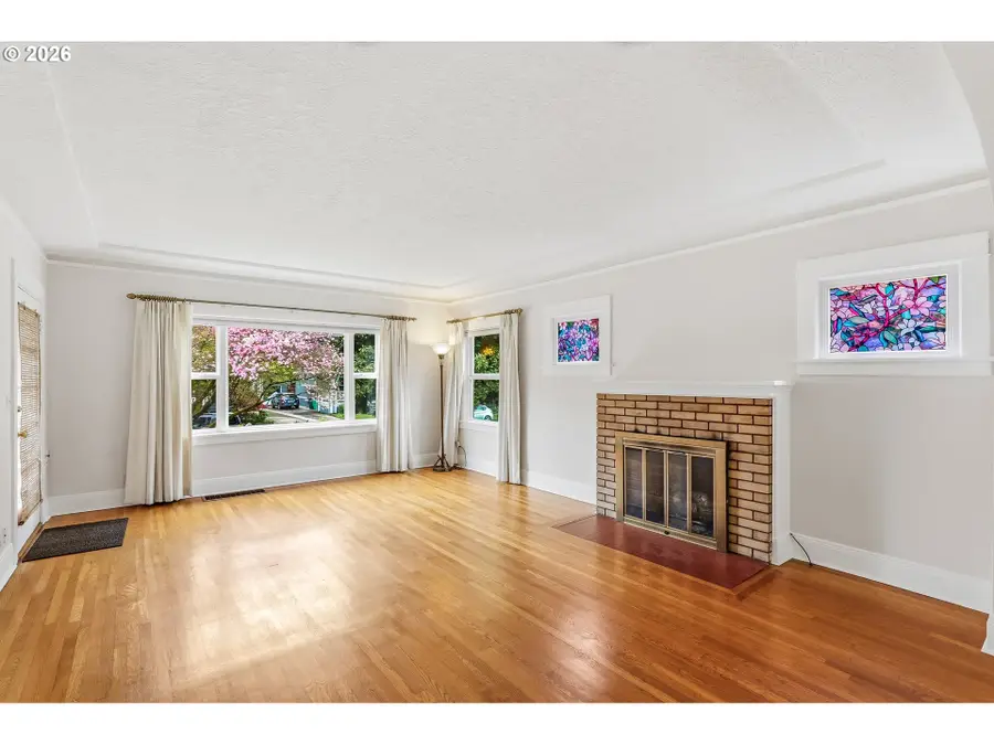 3366 NE Oregon St, Portland, OR 97232 - #2