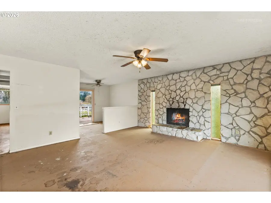 15904 SE Harrison St, Portland, OR 97233 - #3