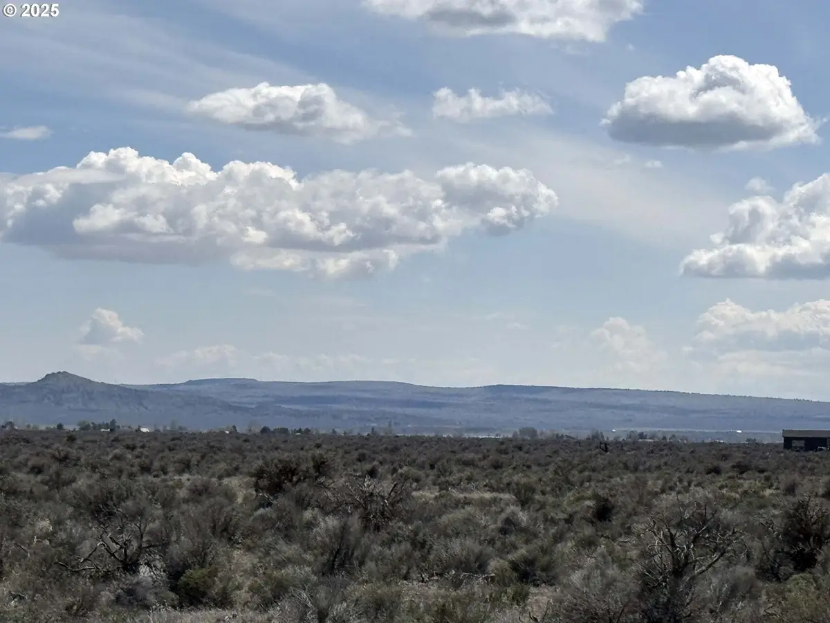 Honey Do Lane #TL 2500, Silver Lake Fort Rock, OR 97641 - Image #1