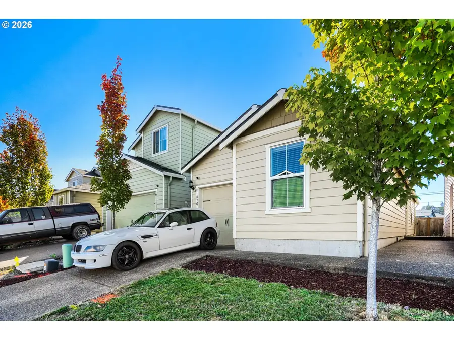 876 S View Dr, Molalla, OR 97038 - #2