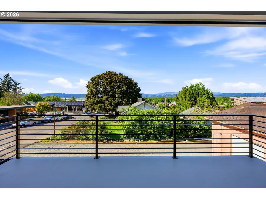 107 SE 3rd St, Troutdale, OR 97060 - #3