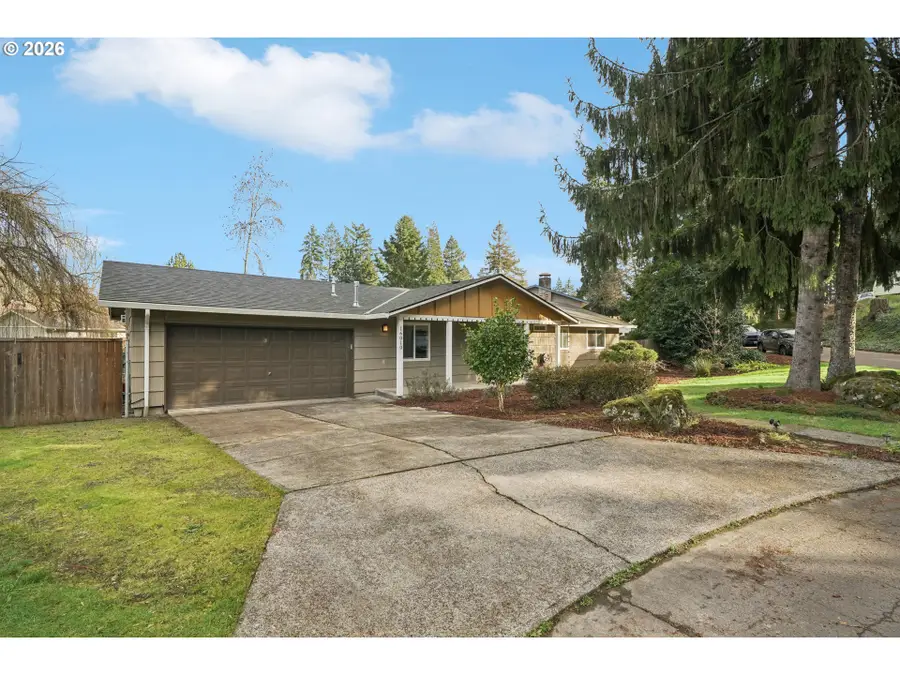 16010 SE Lisa Ln, Milwaukie, OR 97267 - #3