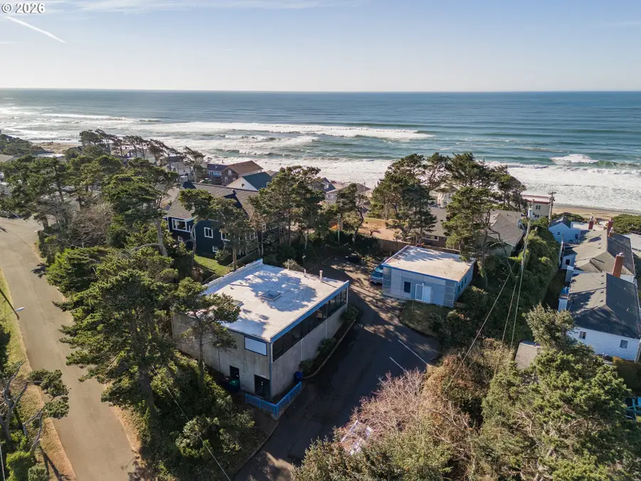 4333 SW Coast Ave, Lincoln City, OR 97367 - #3