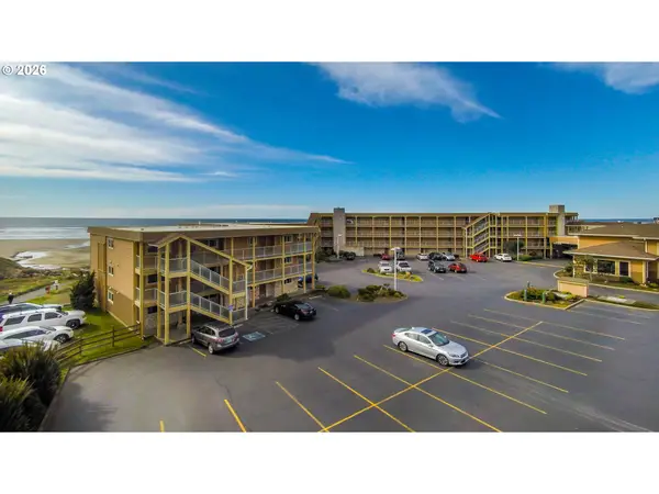 88416 1st Ave #329, Florence, OR 97439