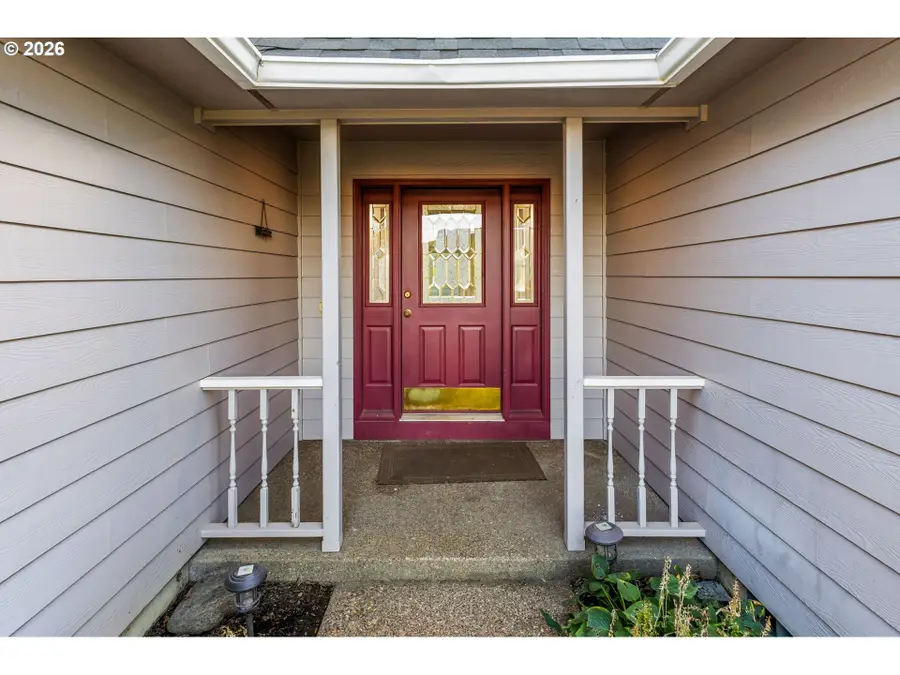731 Aeronca St, Independence, OR 97351 - #3