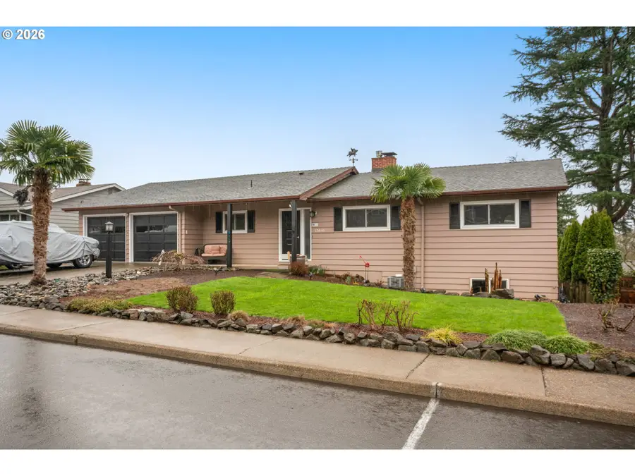 12040 NW Lovejoy St, Portland, OR 97229 - #2