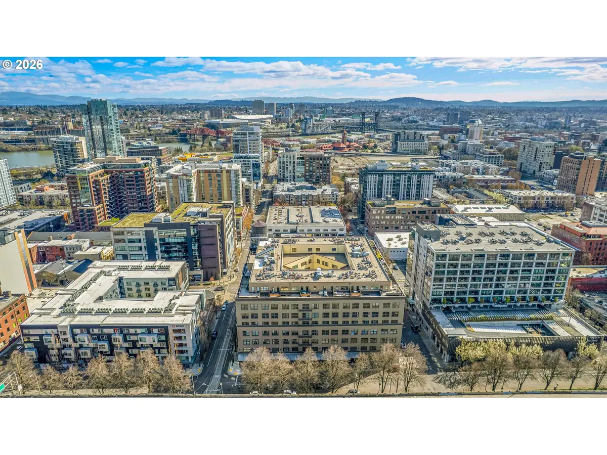 1420 NW Lovejoy St #204, Portland, OR 97209 - #1