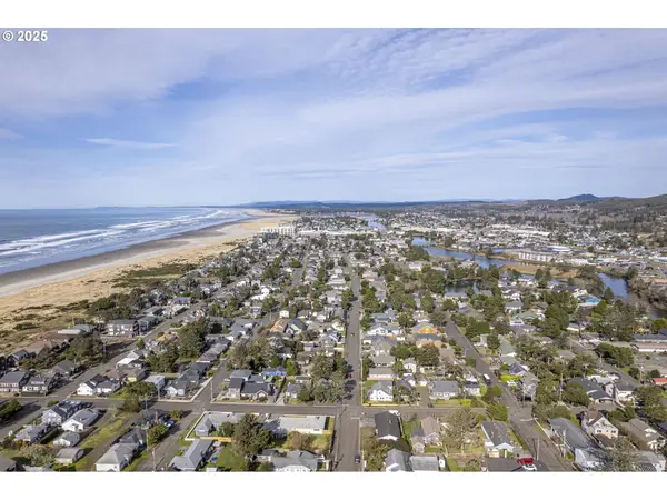 2149 S Franklin St, Seaside, OR 97138