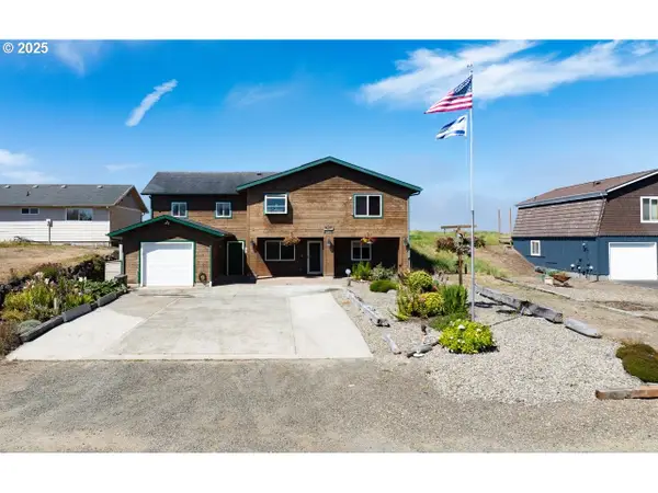 30715 G St, OceanPark, WA 98640