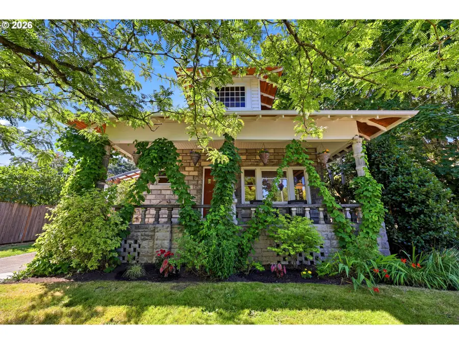 1820 N Schofield St, Portland, OR 97217 - #2