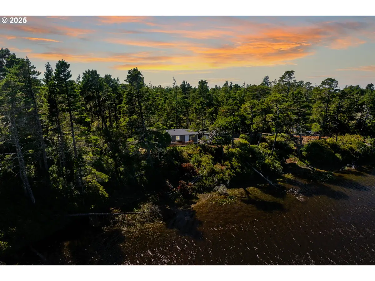 5041 Heceta Beach Rd, Florence, OR 97439 - Image #1