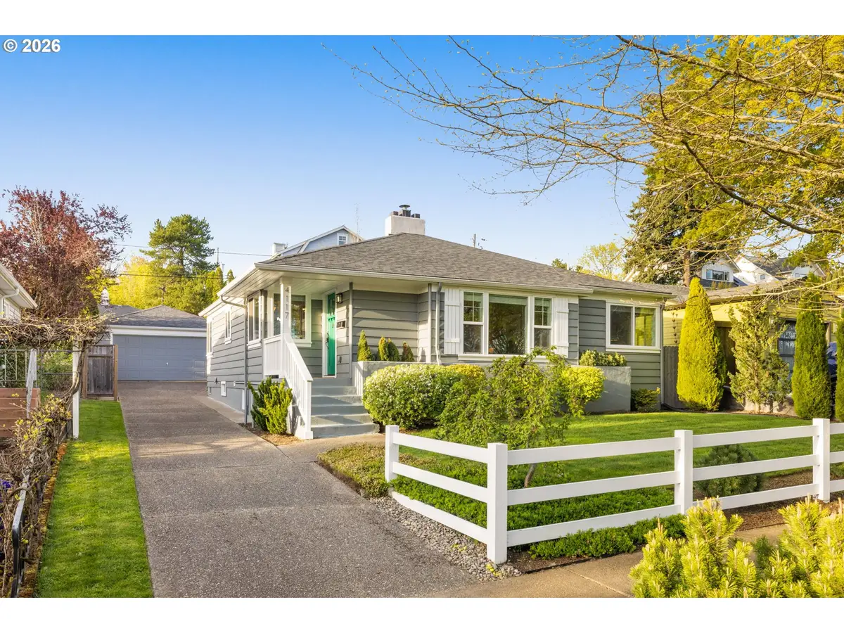 4117 SE Henderson St, Portland, OR 97202 - #1