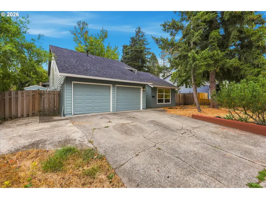 6170 SW Cherryhill Dr, Beaverton, OR 97008 - #3