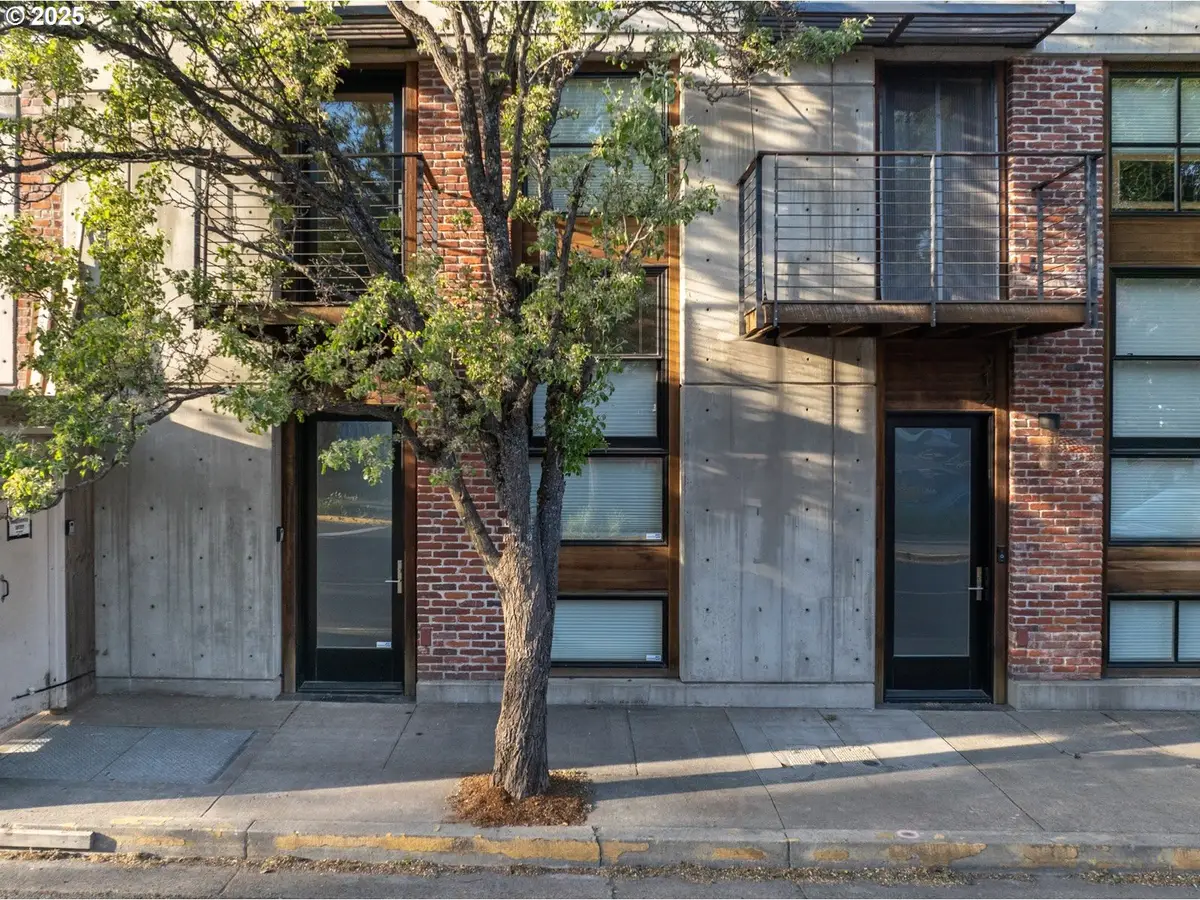 314 Columbia St, Hood River, OR 97031 - Image #1