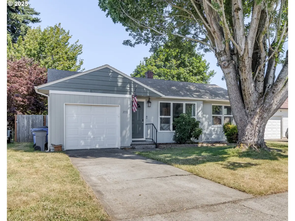 3711 Thompson Ave, Vancouver, WA 98660 - Image #1