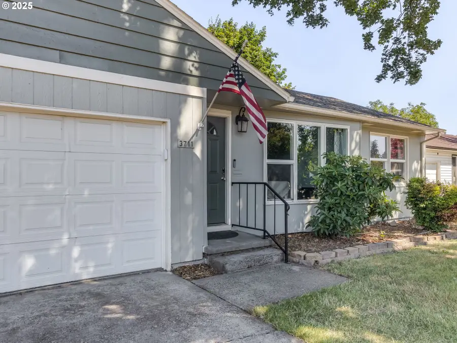 3711 Thompson Ave, Vancouver, WA 98660 - Image #3