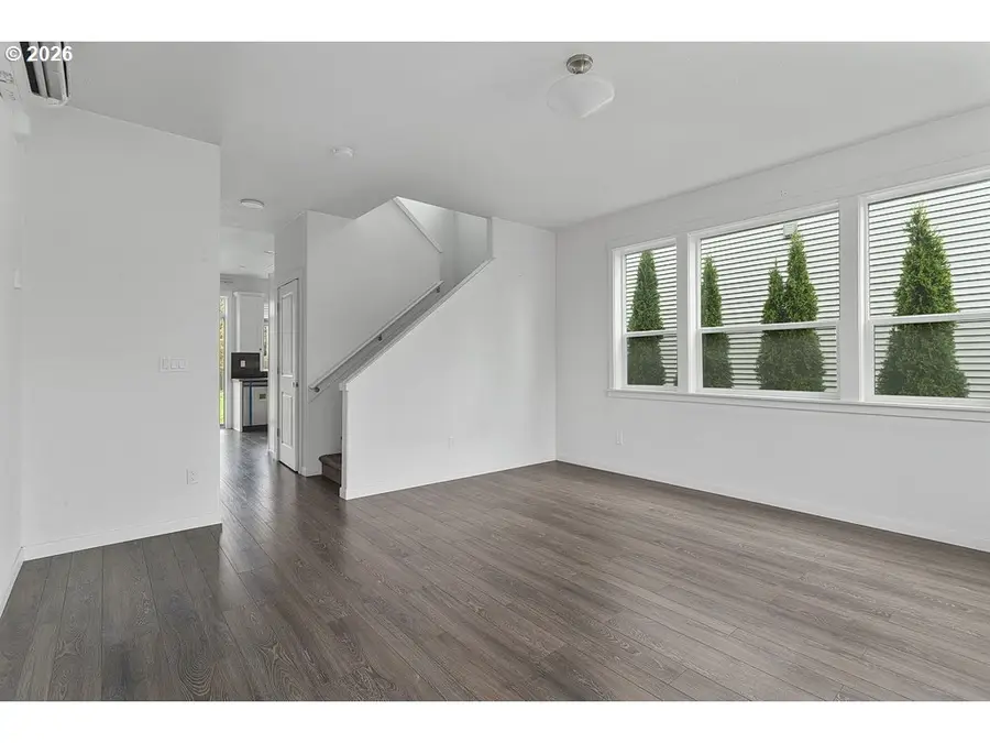 427 SE 154th Ave, Portland, OR 97233 - Image #3