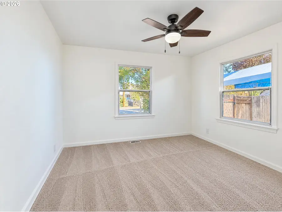 1341 N Clark St, Cornelius, OR 97113 - #3