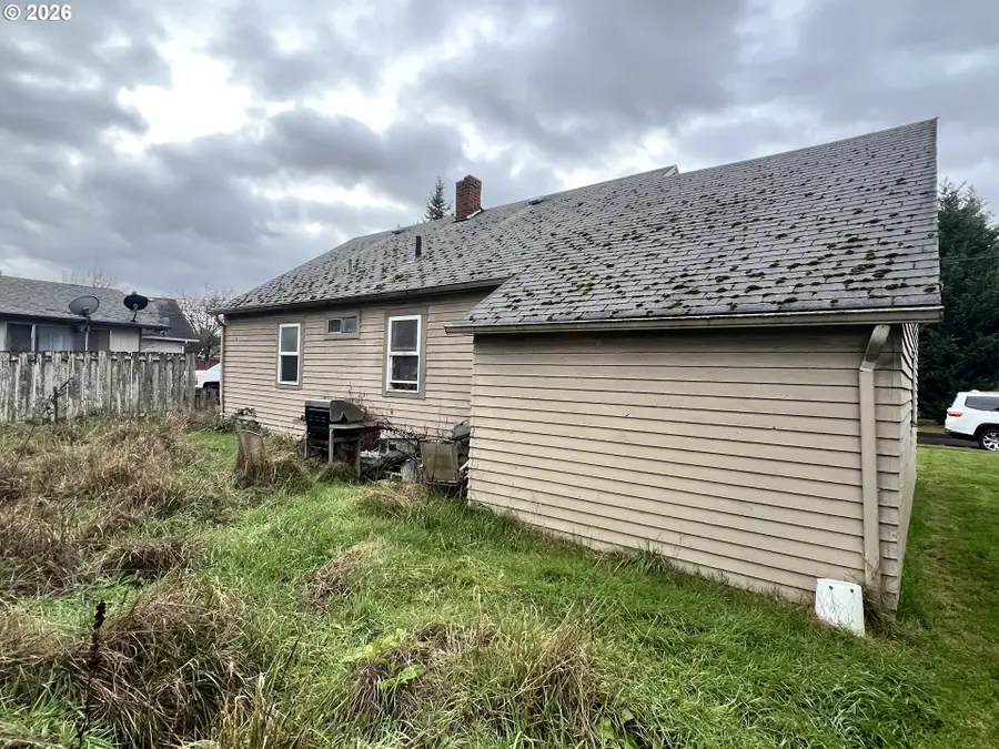 405 SE Denver St, Albany, OR 97321 - Image #3