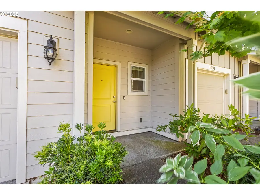 12130 SW Pond Ln, Tigard, OR 97224 - Image #2