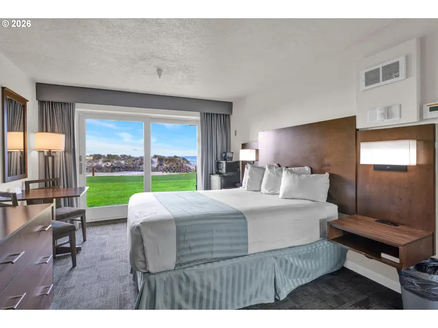 88416 1st Ave #110/112, Florence, OR 97439 - #2