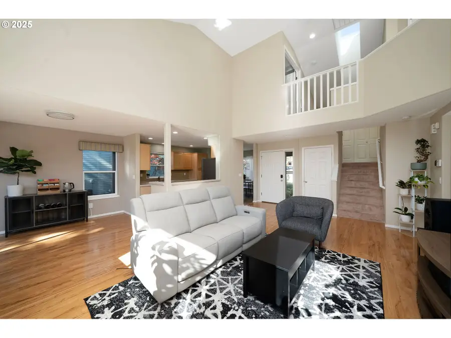 8654 NE Rockspring St, Hillsboro, OR 97006 - Image #3