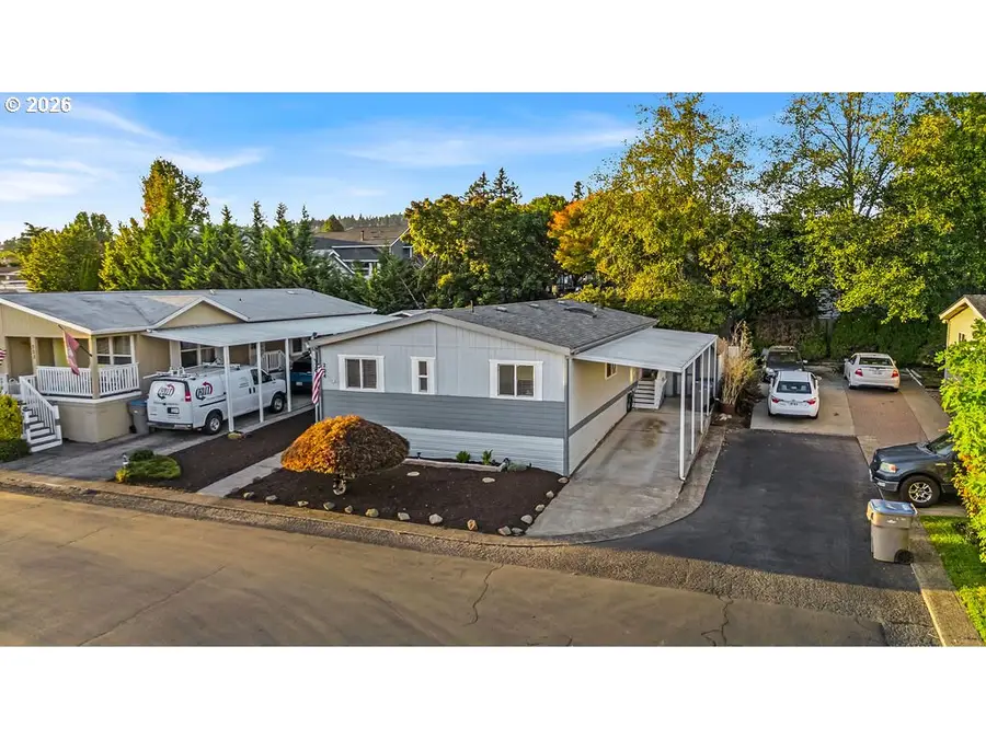 12450 SW Fischer Rd #204, Beaverton Hillsboro, OR 97224 - #3