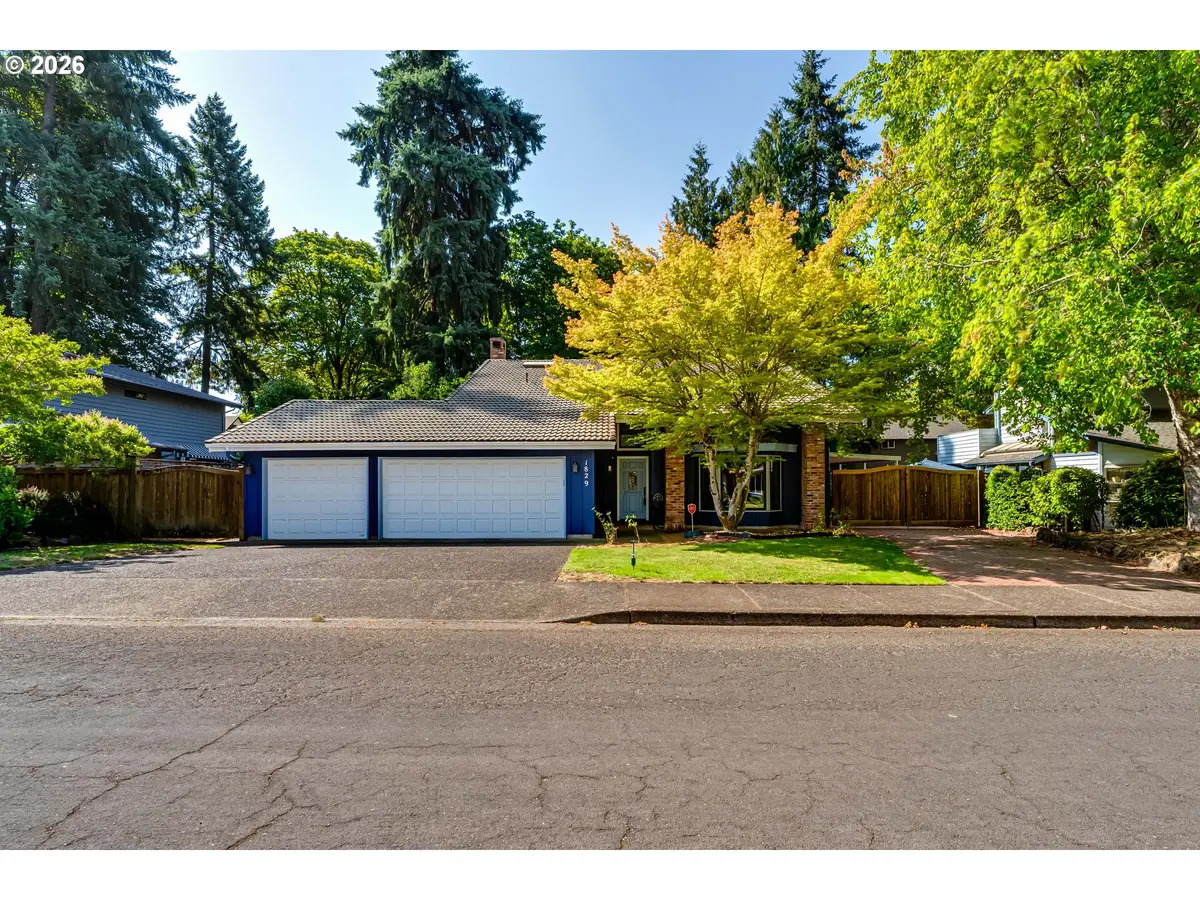 1829 Russet Dr, Eugene, OR 97401 - #1