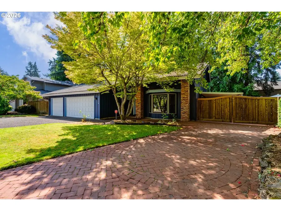 1829 Russet Dr, Eugene, OR 97401 - #3