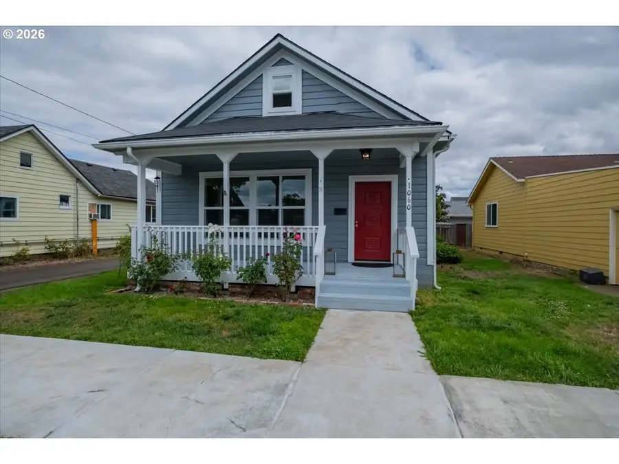 1060 SE Shelton St, Dallas, OR 97338 - #2