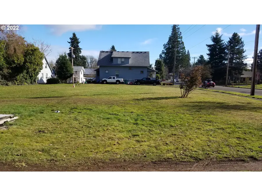 2323 19th Ave, Forest Grove, OR 97116 - Image #2