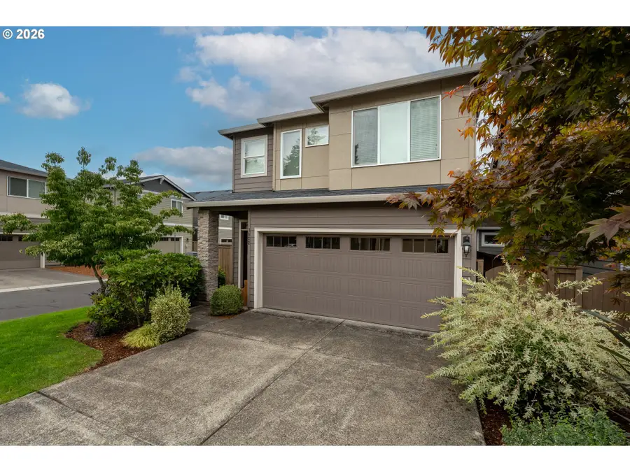 3822 SE Willamette Ave, Hillsboro, OR 97123 - #3