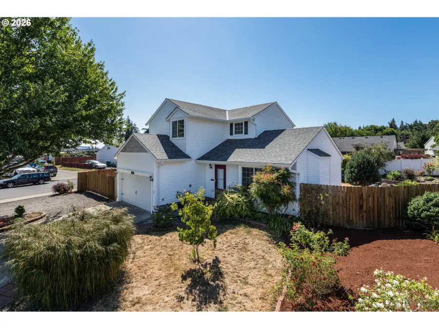 425 Northstar Ct, Columbia City, OR 97018 - #2