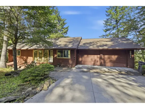 2811 Timberline Dr, Eugene, OR 97405
