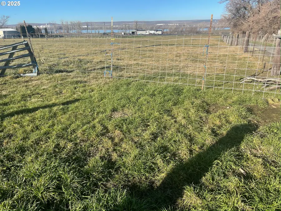 Hwy 730, Umatilla, OR 97882 - Image #3