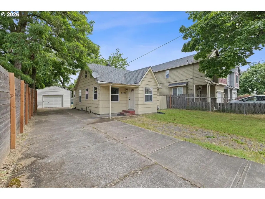 8305 SE Rhone St, Portland, OR 97266 - #2