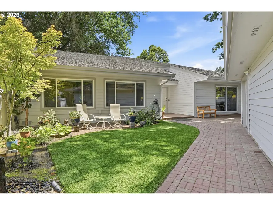 8274 SW Lafayette Way, Wilsonville, OR 97070 - #3