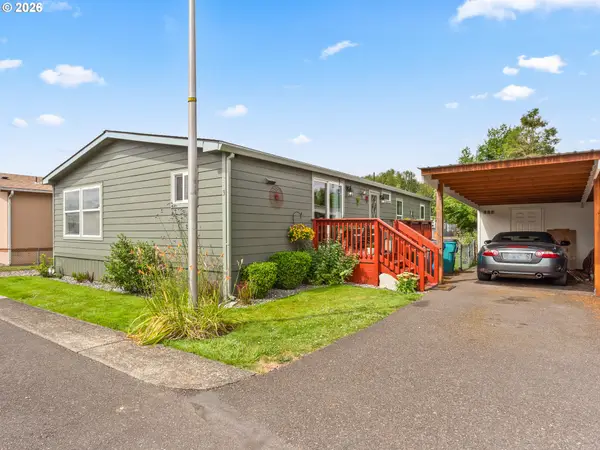 300 SW 7th Ave #803, BattleGround, WA 98604