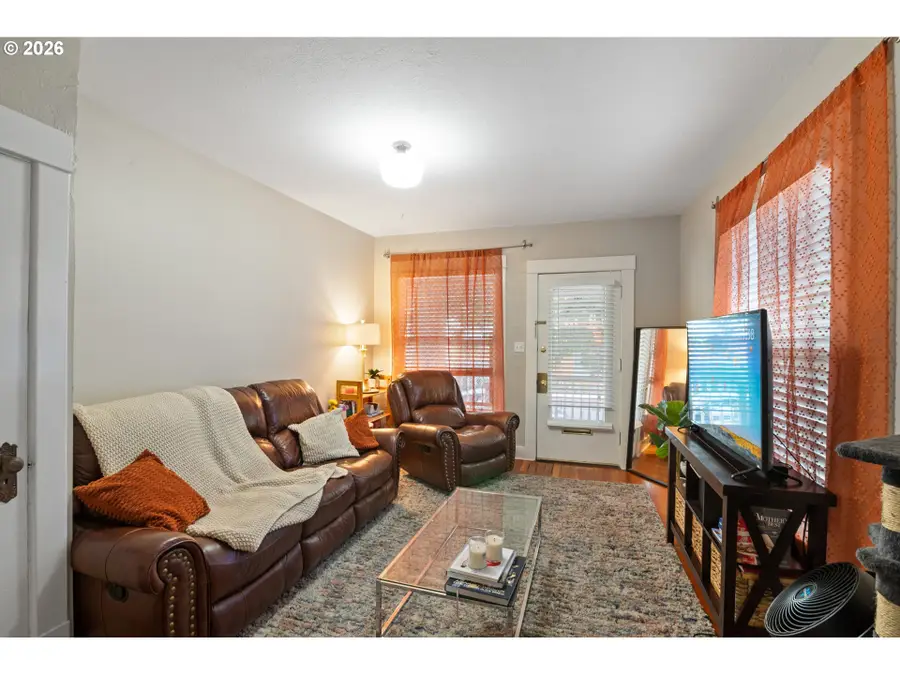 7521 N Gloucester Ave N, Portland, OR 97203 - #3