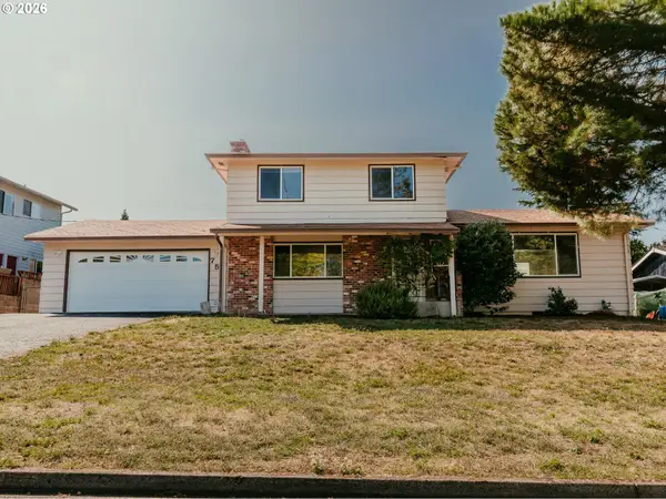 750 W Francis St, Roseburg, OR 97471