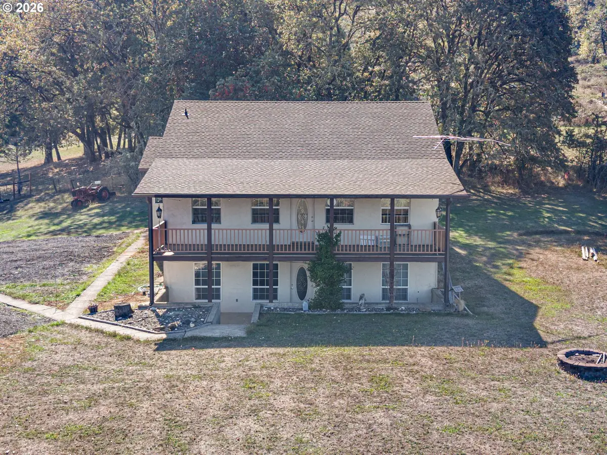 407 Plat M Rd, Sutherlin, OR 97479 - #1