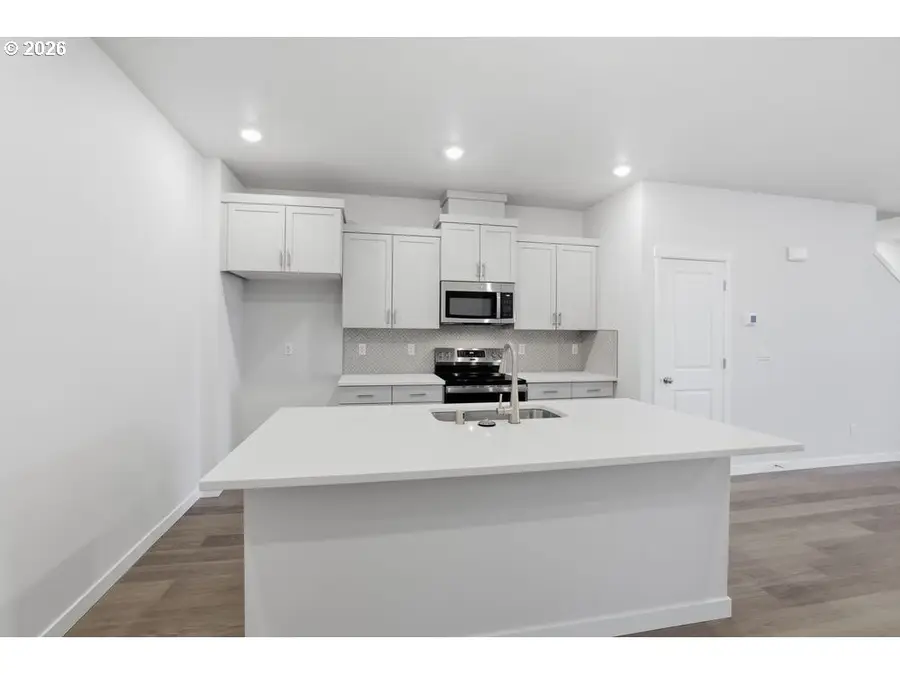 421 SW 31st St, Battle Ground, WA 98604 - #2