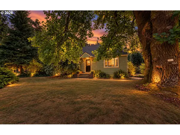 907 Pioneer St, Ridgefield, WA 98642