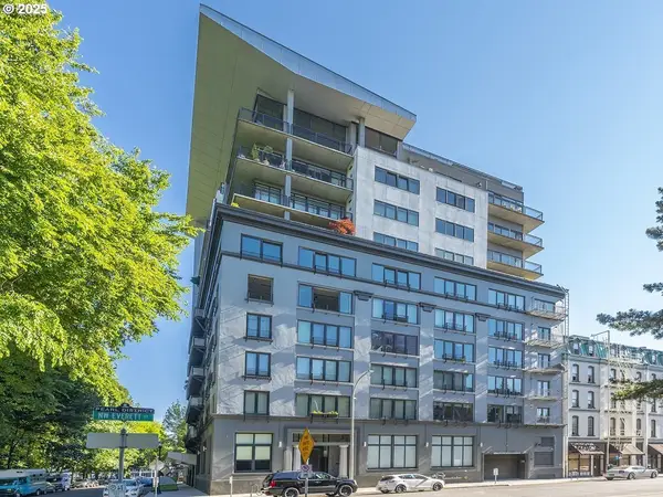 300 NW 8th Ave #401, Portland, OR 97209