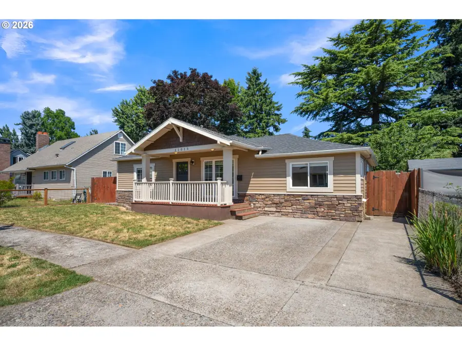 11015 NE Hancock St, Portland, OR 97220 - #2