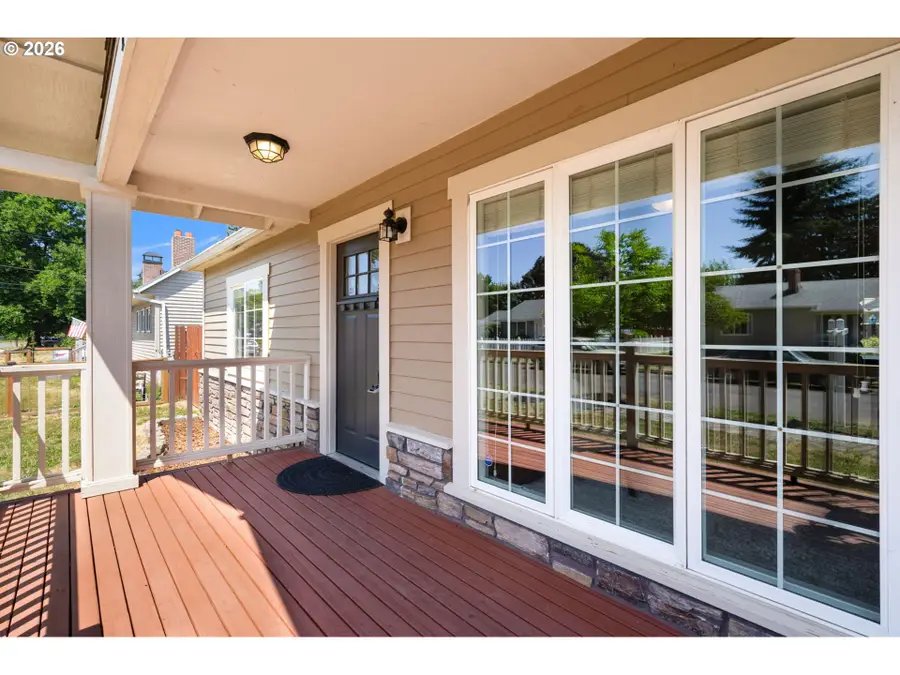 11015 NE Hancock St, Portland, OR 97220 - #3