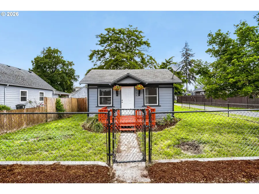 2004 E 30th St, Vancouver, WA 98663 - #2