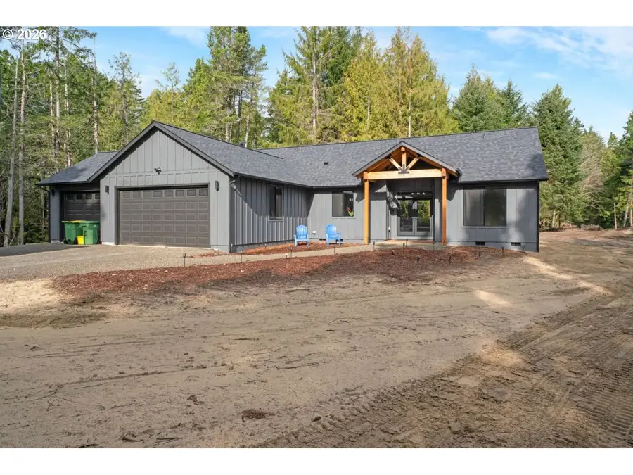 88390 Bellevue Dr, Florence, OR 97439 - #2