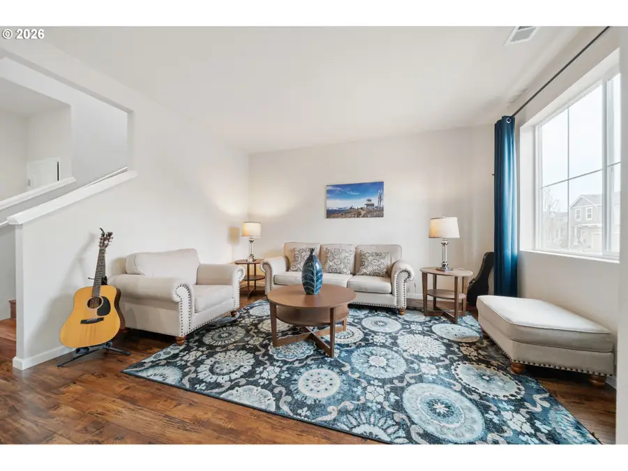 937 N Gibert Ct, Ridgefield, WA 98642 - Image #2